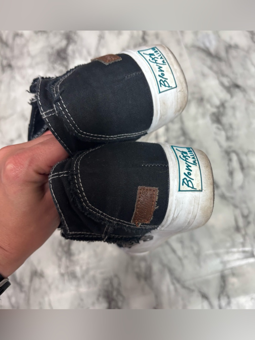 Blowfish Black Distressed Low-Top Sneakers casual comfort White Sole size 8 - Picture 3 of 5
